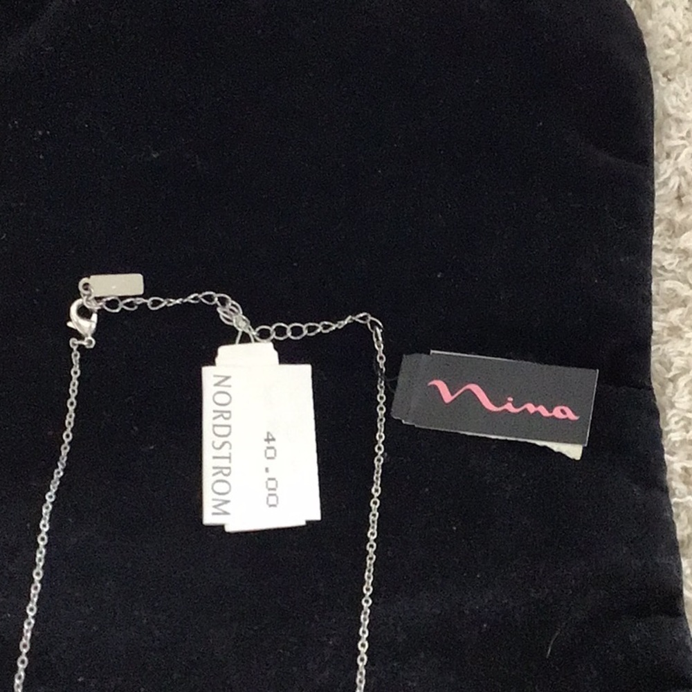Stunning Rhinestone Necklace - Picture 2 of 3
